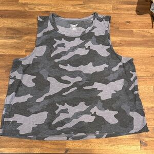 Old Navy Black and Gray Camo Muscle Tee